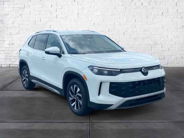 new 2025 Volkswagen Tiguan car