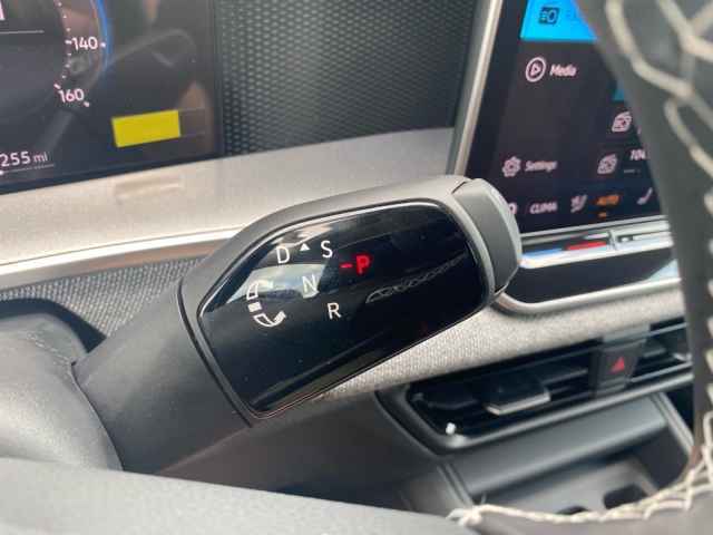 new 2025 Volkswagen Tiguan car