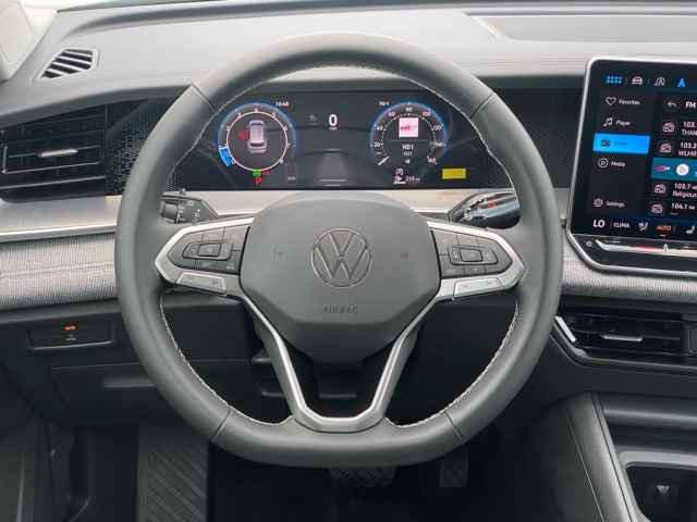 new 2025 Volkswagen Tiguan car