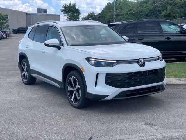 new 2025 Volkswagen Tiguan car