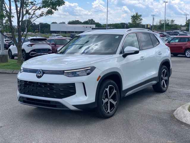 new 2025 Volkswagen Tiguan car
