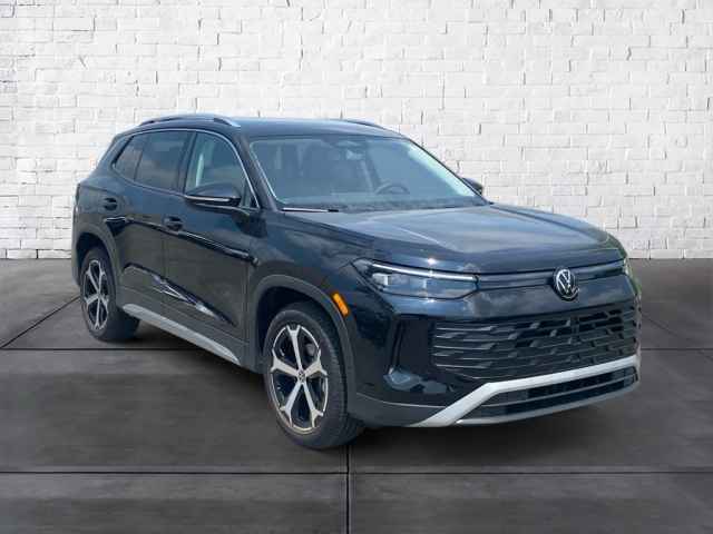 new 2025 Volkswagen Tiguan car