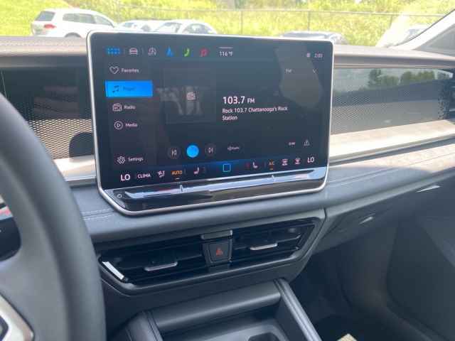 new 2025 Volkswagen Tiguan car