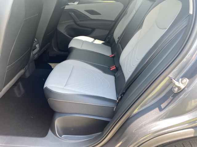 new 2025 Volkswagen Tiguan car