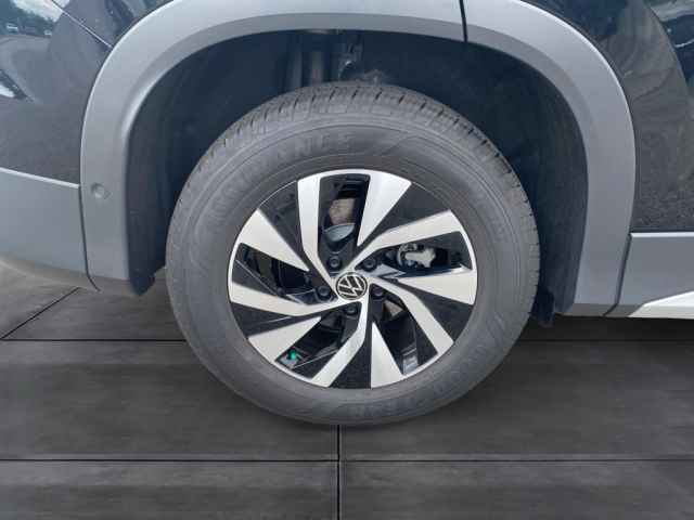 new 2025 Volkswagen Tiguan car