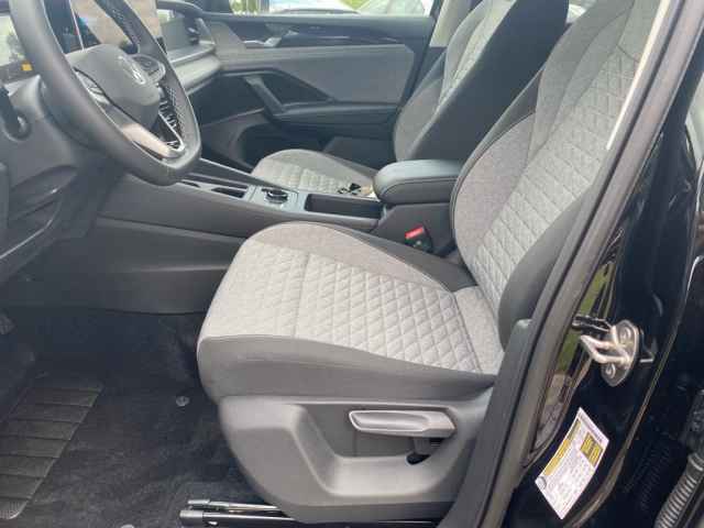 new 2025 Volkswagen Tiguan car