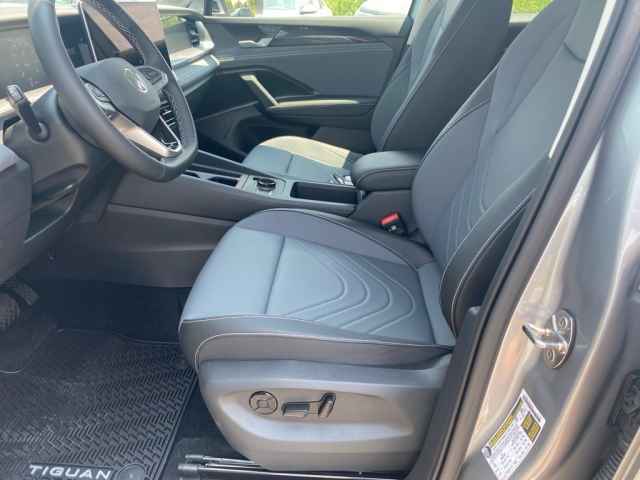new 2025 Volkswagen Tiguan car