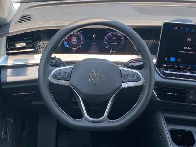 new 2025 Volkswagen Tiguan car