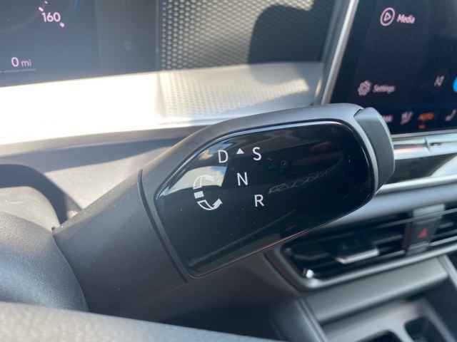 new 2025 Volkswagen Tiguan car