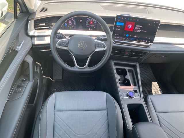 new 2025 Volkswagen Tiguan car