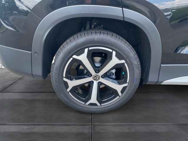 new 2025 Volkswagen Tiguan car