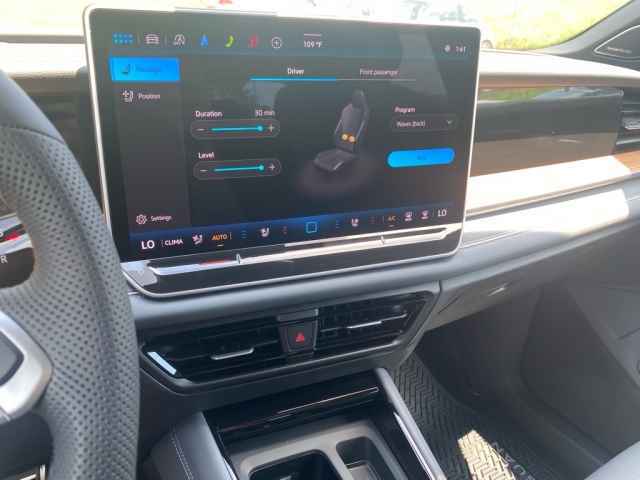 new 2025 Volkswagen Tiguan car