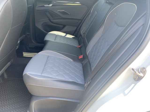 new 2025 Volkswagen Tiguan car