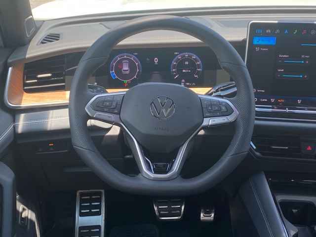 new 2025 Volkswagen Tiguan car