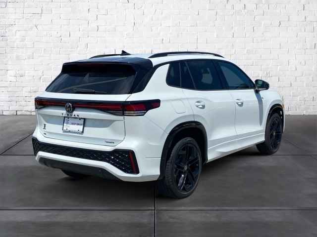 new 2025 Volkswagen Tiguan car