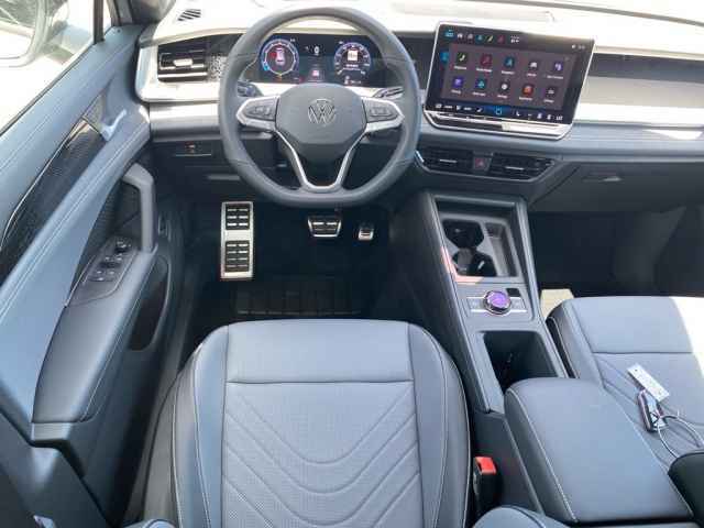new 2025 Volkswagen Tiguan car